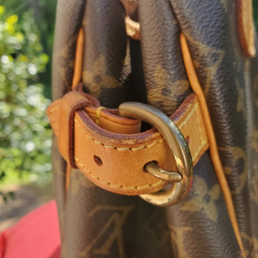 Louis Vuitton Monogram Vertixal Batignolles Tote - Picture 6 of 16